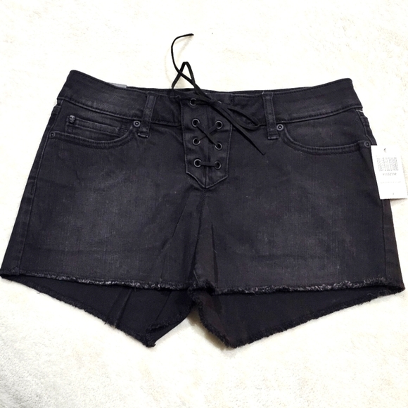 Lace‑Up Raw Hem Black Jean Shorts – by Blackheart Hot Topic Distressed Sz 7 - Picture 1 of 7